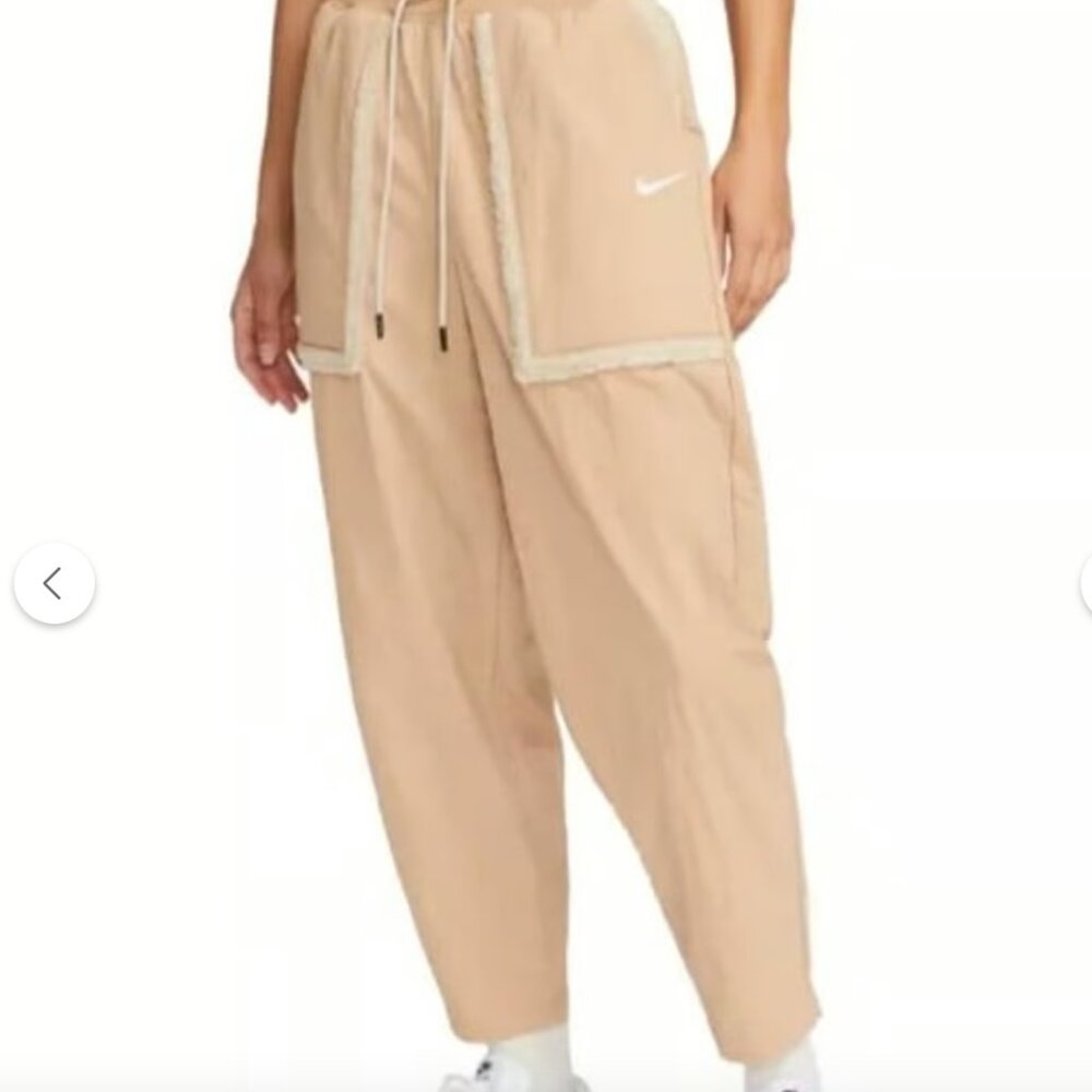NWOT Nike Sportswear Essential Faux Fur Trim Woven Pants in Hemp/Sand Color XXL